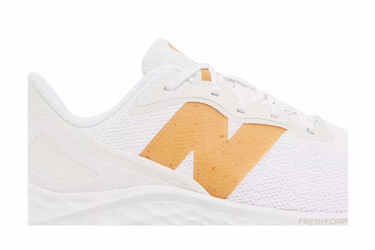 New Balance Women's Fresh Foam Arishi v4 Sea Salt Orange, view 3