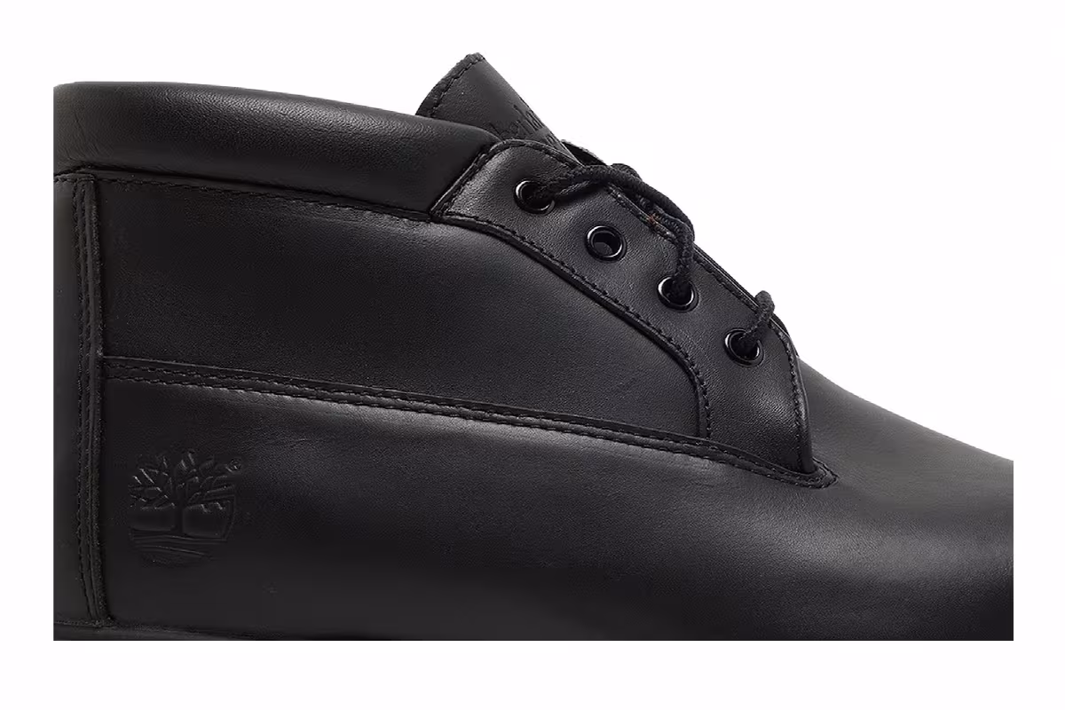 Timberland Classic Waterproof Chukka Boot Black, view 3