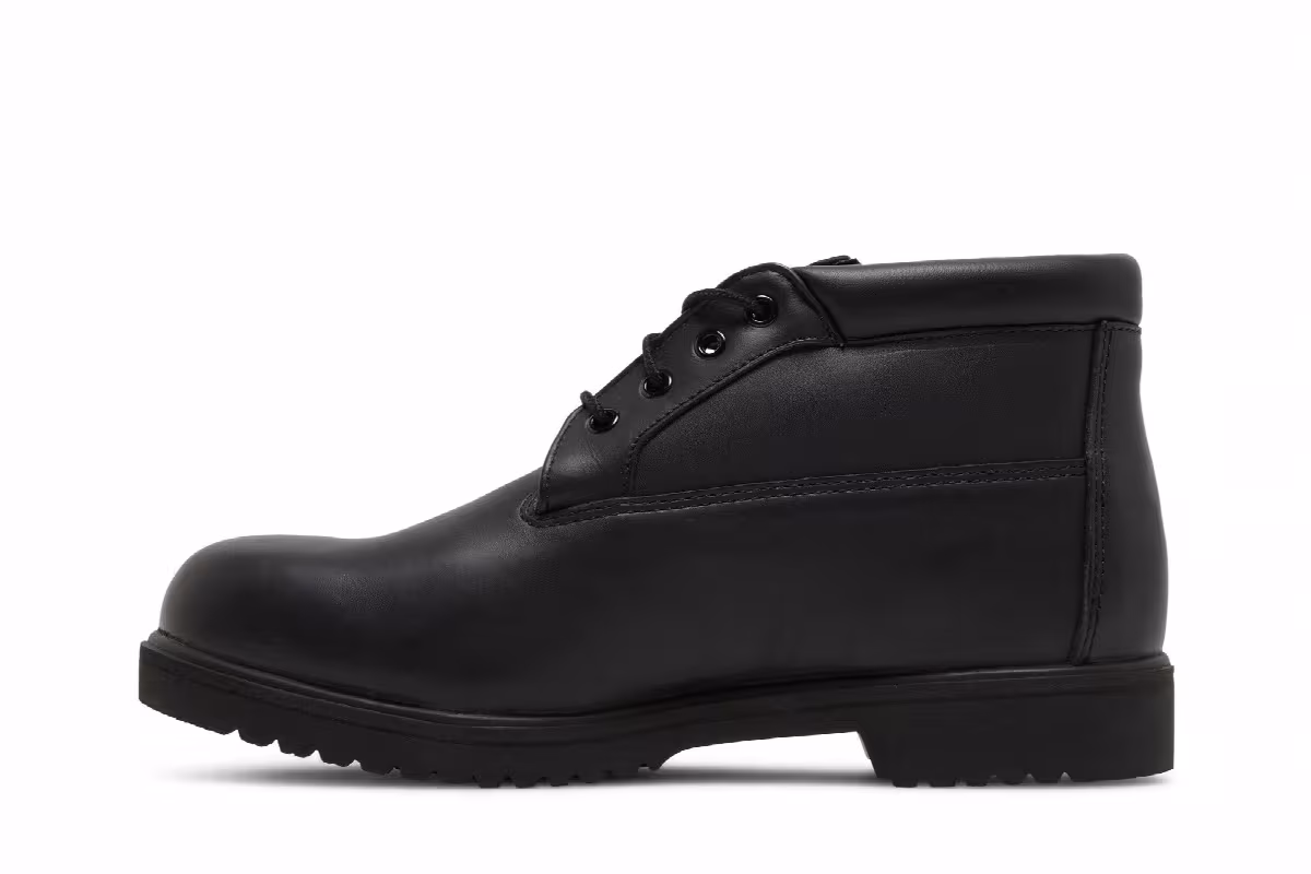 Timberland Classic Waterproof Chukka Boot Black, view 4