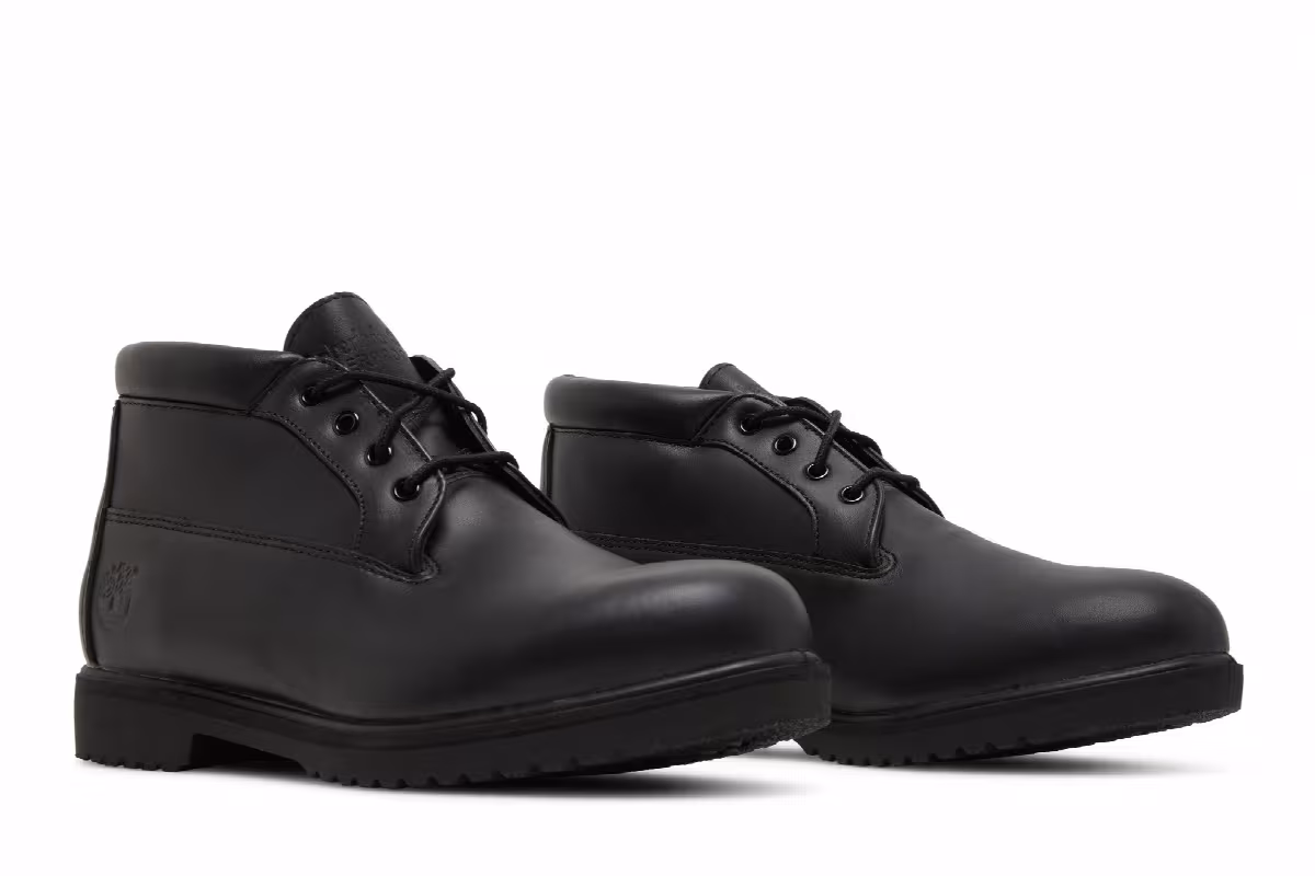 Timberland Classic Waterproof Chukka Boot Black, view 9