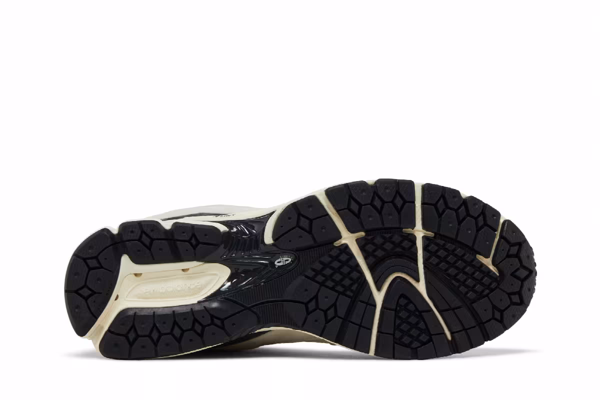 Shoe Palace x New Balance 2002R Lands End, view 5