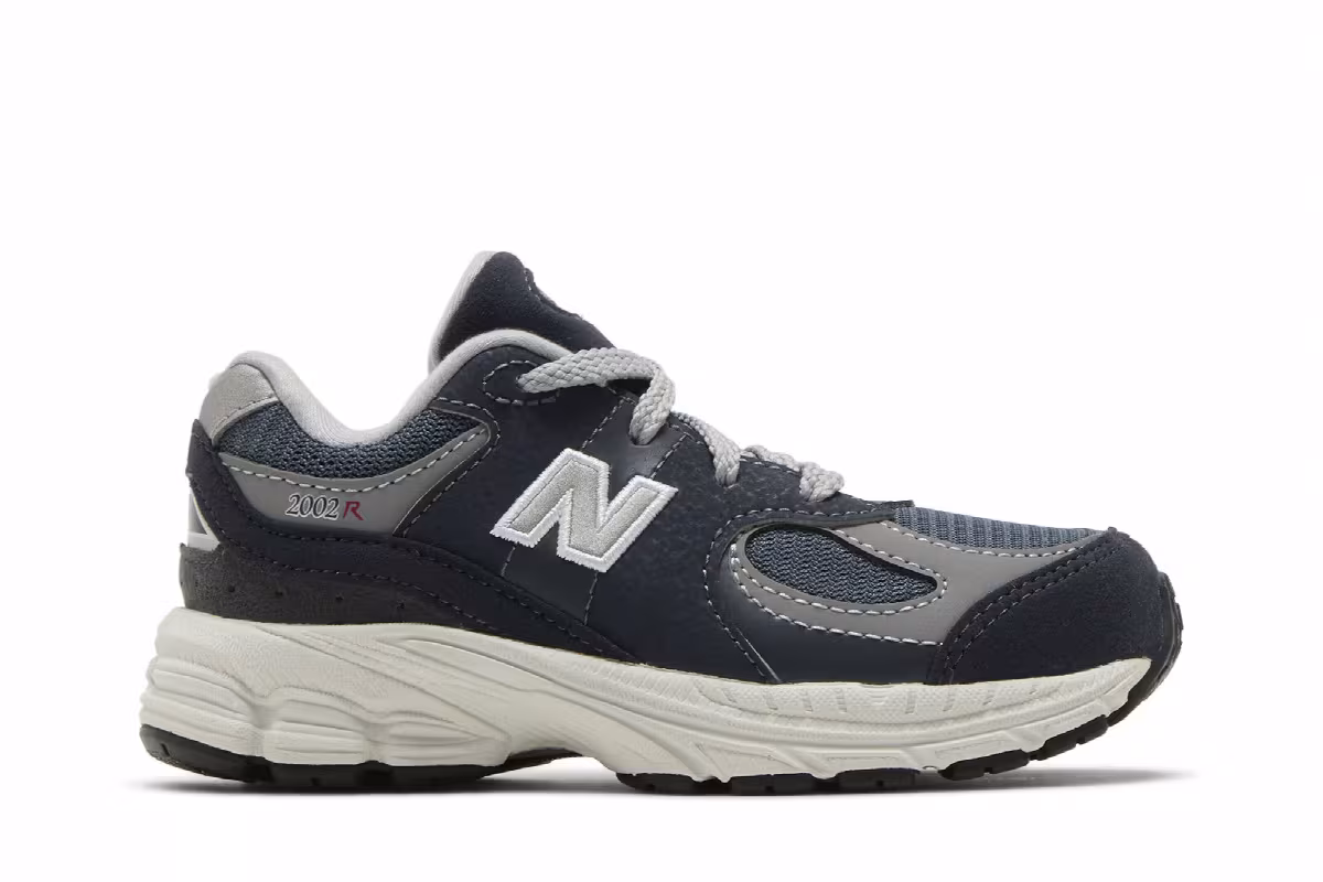 New Balance 2002R Toddler Eclipse Raincloud, view 2