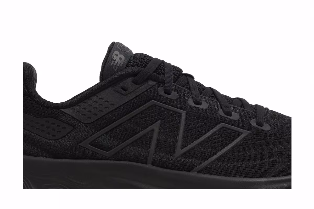 New Balance Fresh Foam X 1080v13 2E Wide Blacktop, view 3