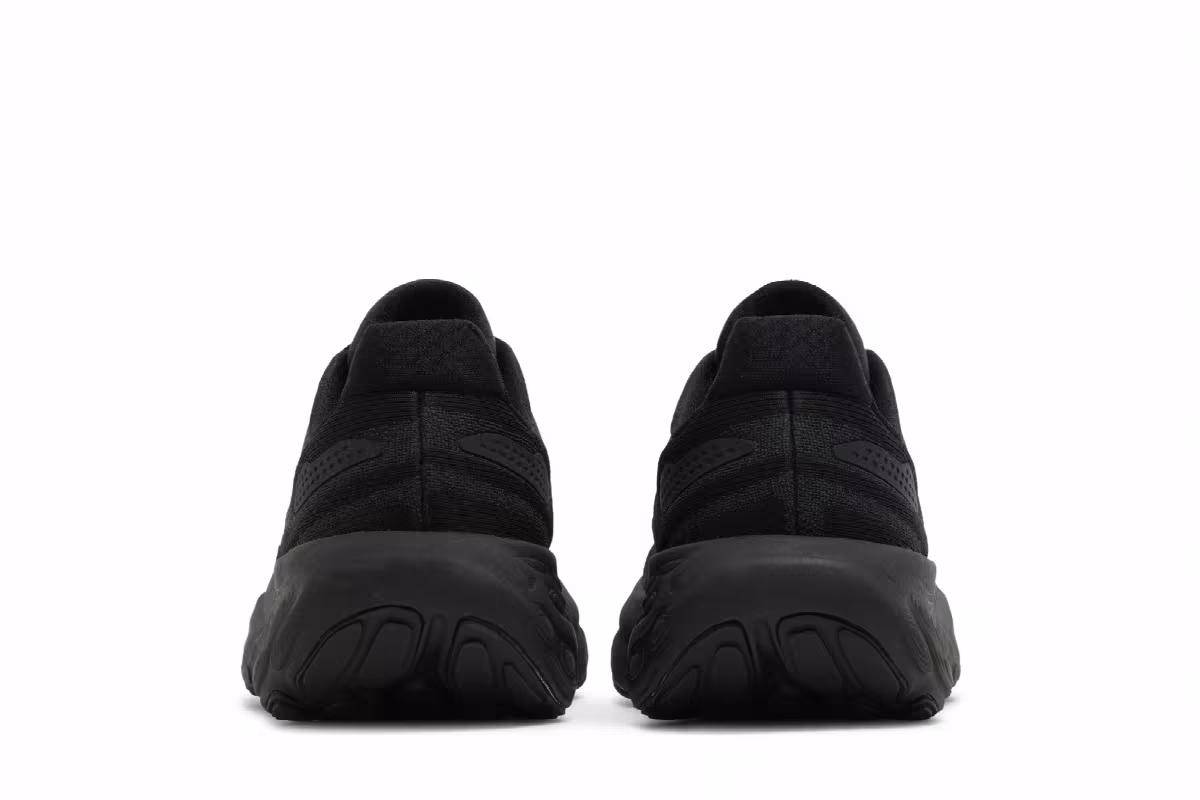New Balance Fresh Foam X 1080v13 2E Wide Blacktop, view 7