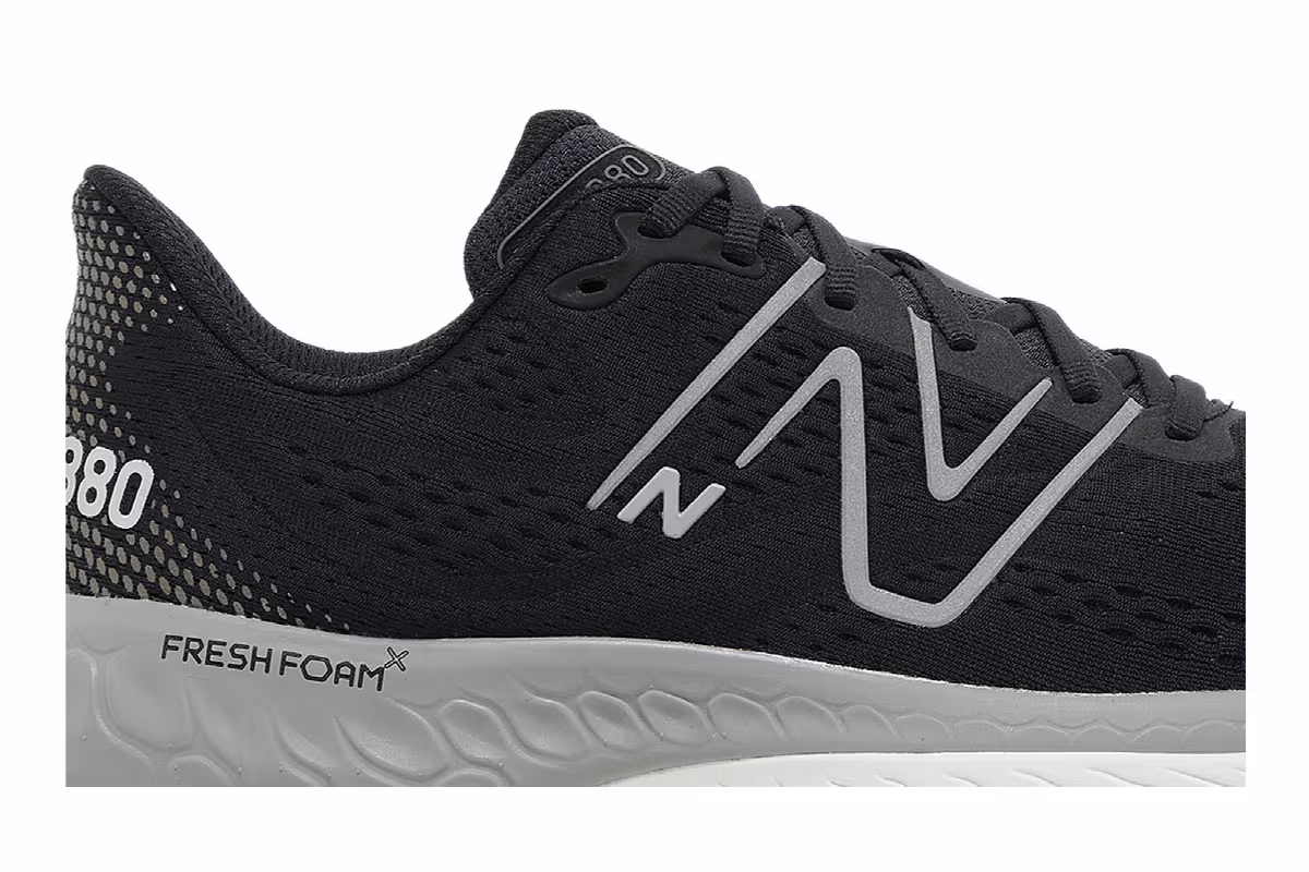 New Balance Fresh Foam X 880v13 2E Wide Phantom, view 3