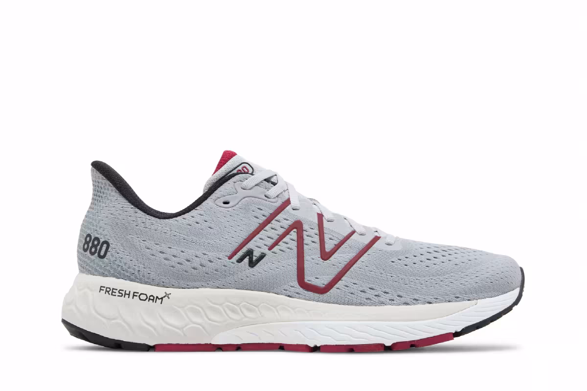 New Balance Fresh Foam X 880v13 Aluminum Grey Crimson, view 2