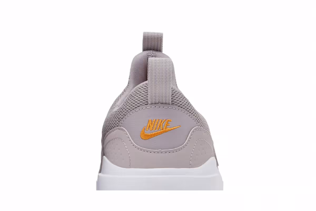Nike Women's AD Comfort Amethyst Ash, view 8