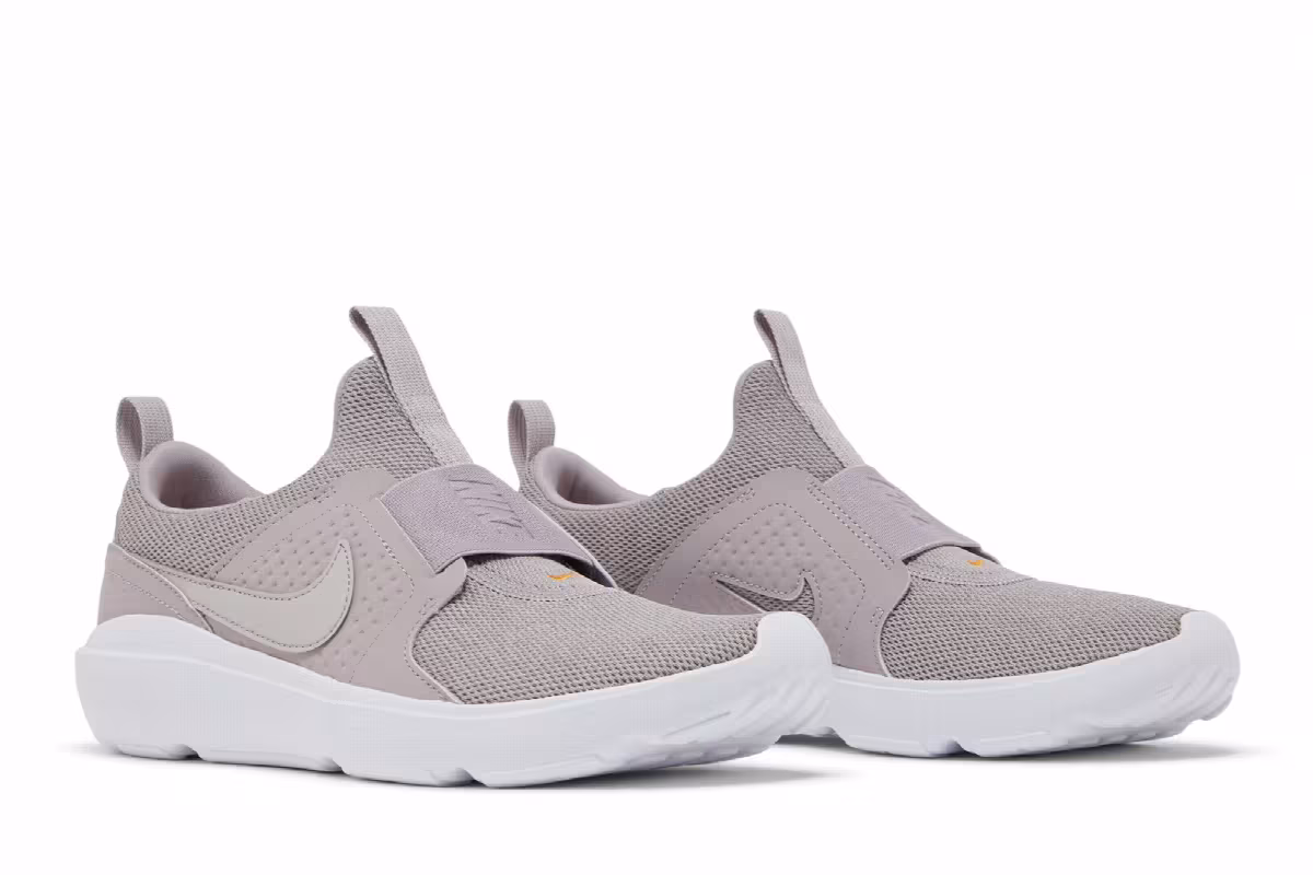 Nike Women's AD Comfort Amethyst Ash, view 9