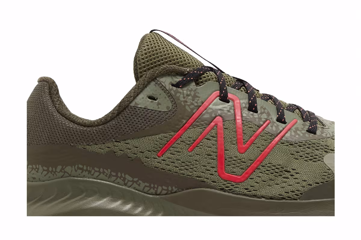 New Balance DynaSoft Nitrel v5 4E Wide Dark Olivine Neo Flame, view 3