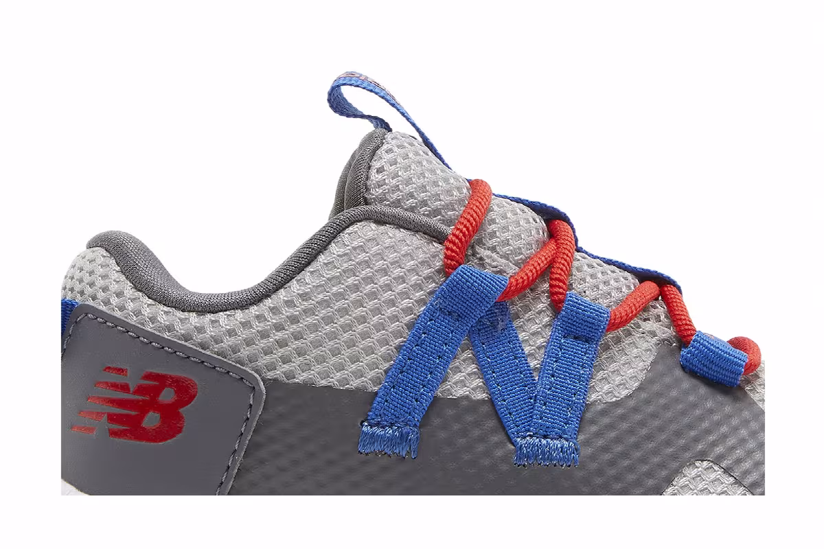 New Balance Playgruv v2 Bungee Toddler Grey True Red, view 3