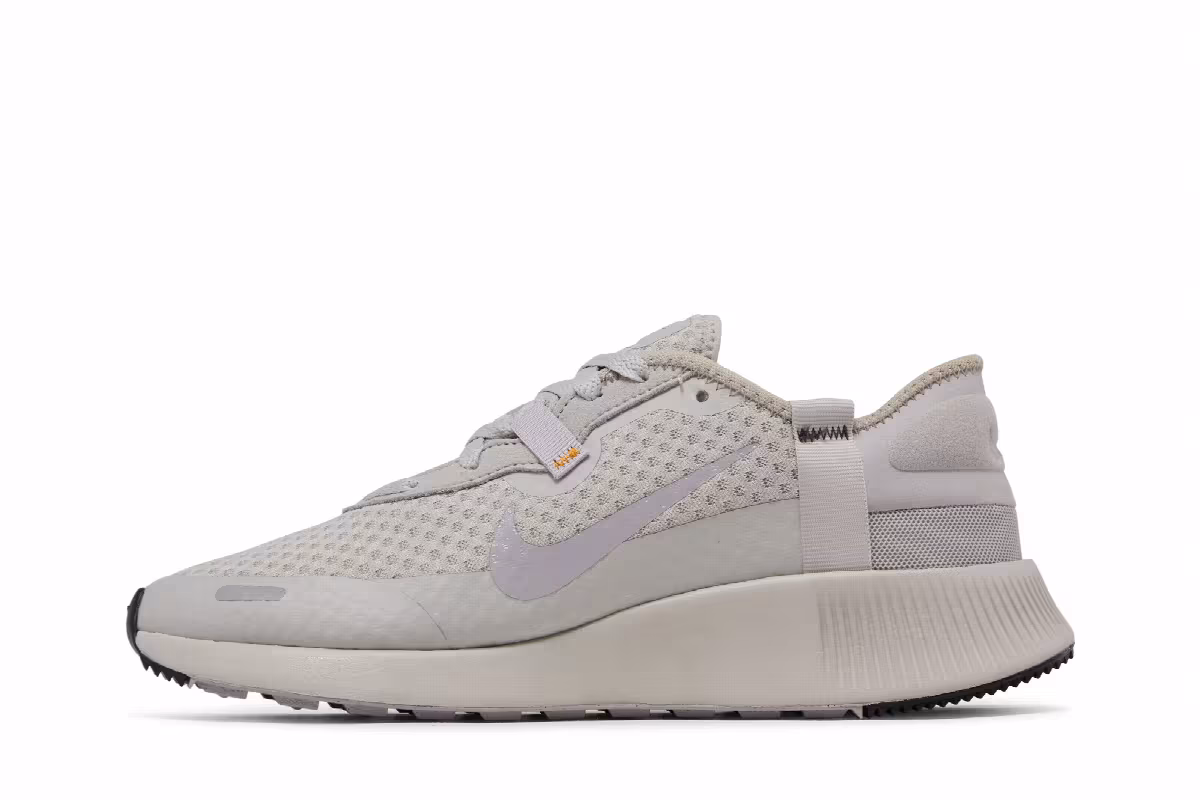 Nike Women's Reposto Light Iron Ore, view 4