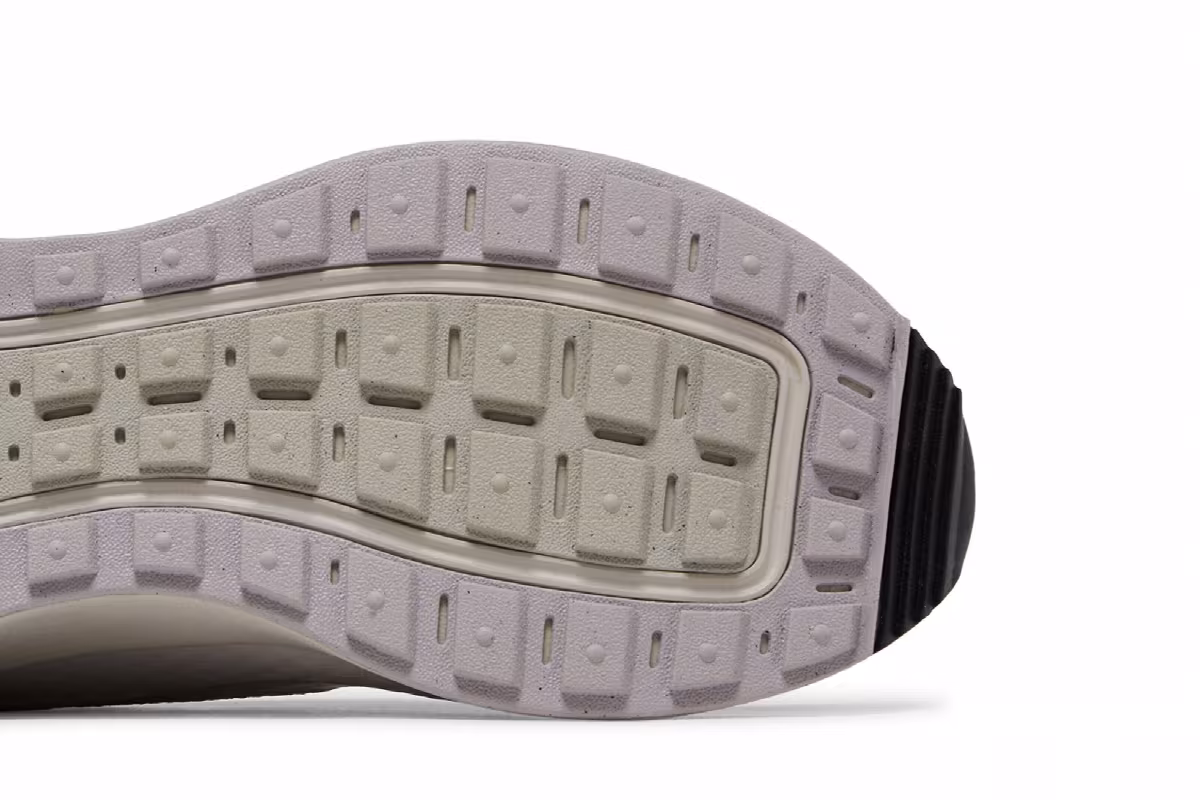 Nike Women's Reposto Light Iron Ore, view 6