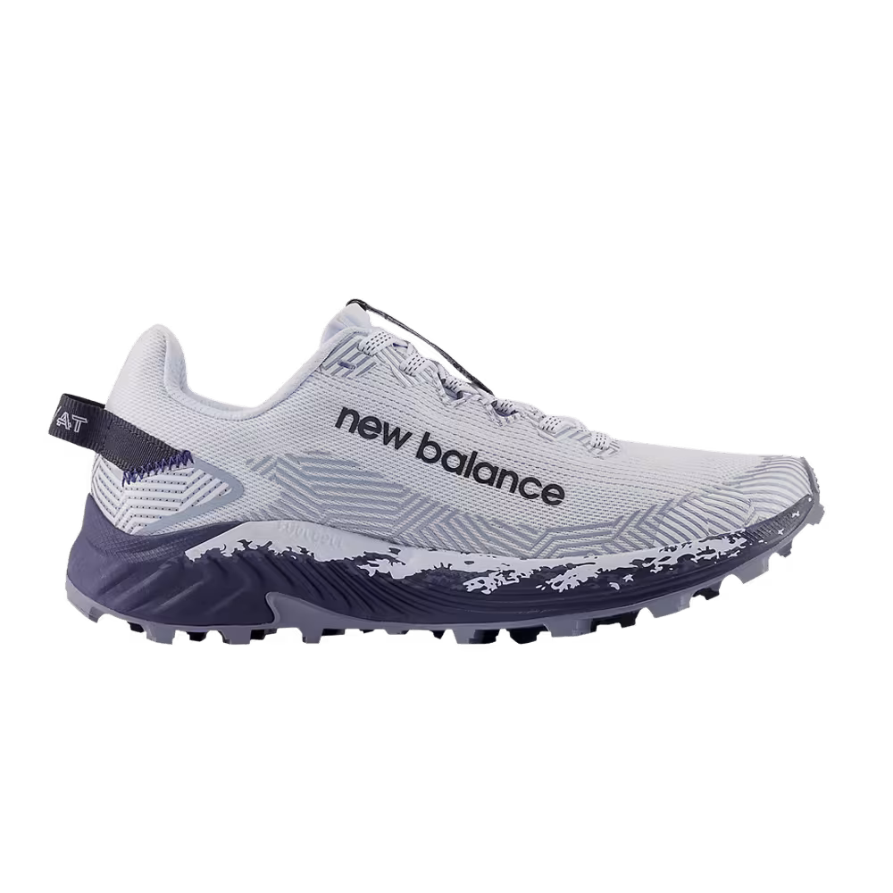 New Balance Women's FuelCell Summit Unknown v4 Wide Blue Outerspace