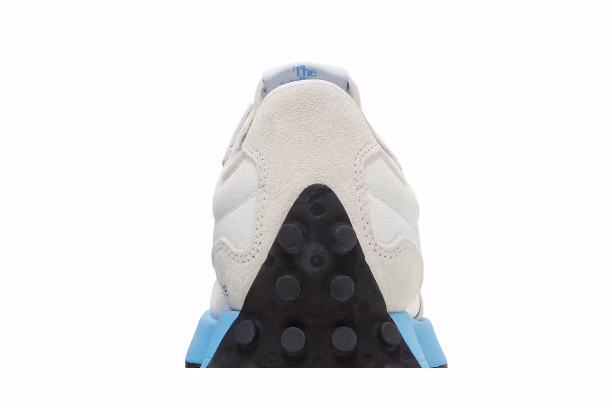 New Balance Women's 327 Nimbus Cloud Sky Blue, view 8