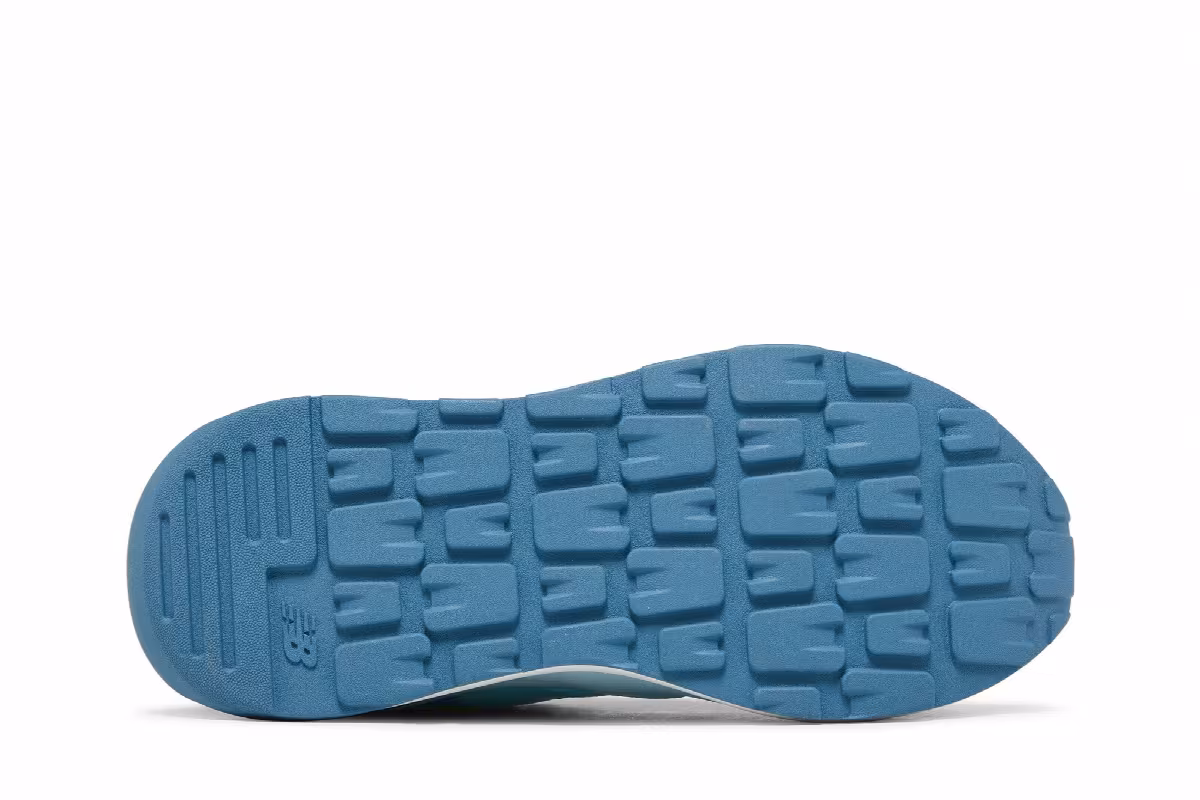 New Balance 57/40 Big Kid Wide Blue Surf, view 5