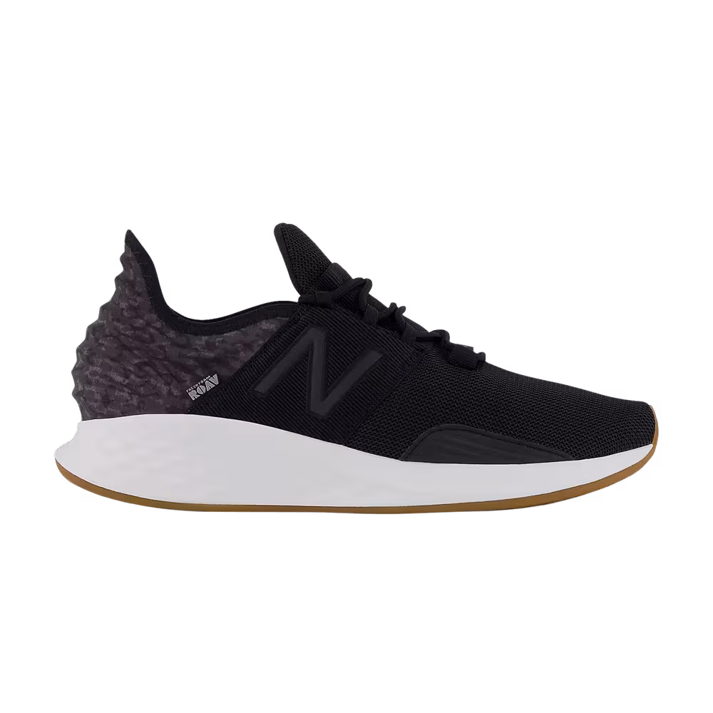 New Balance Fresh Foam Roav 2E Wide Black Grey Gum