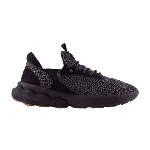New Balance Fresh Foam Roav Elite 2E Wide 'Black Gum'