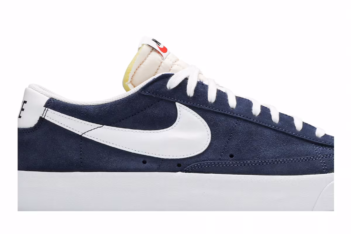 Nike Blazer Low Midnight Navy, view 3
