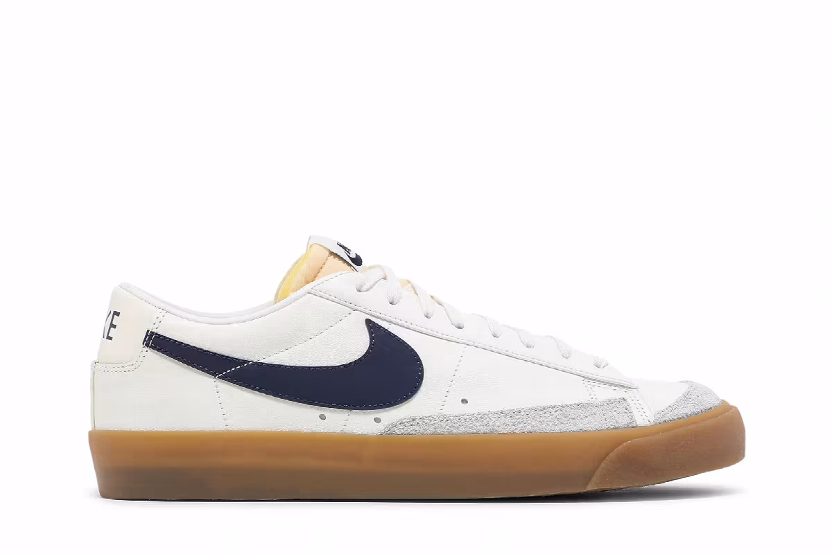 Nike Blazer Low Gum Navy, view 2
