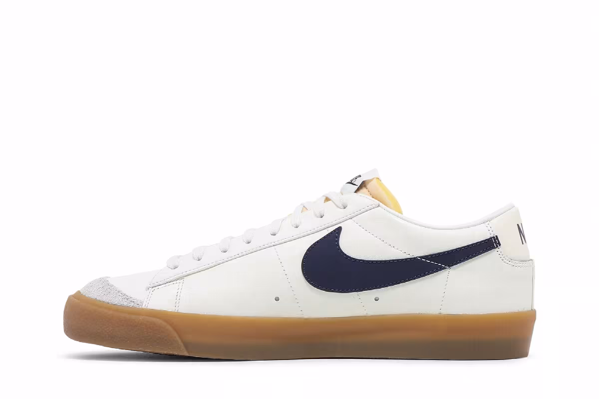 Nike Blazer Low Gum Navy, view 4