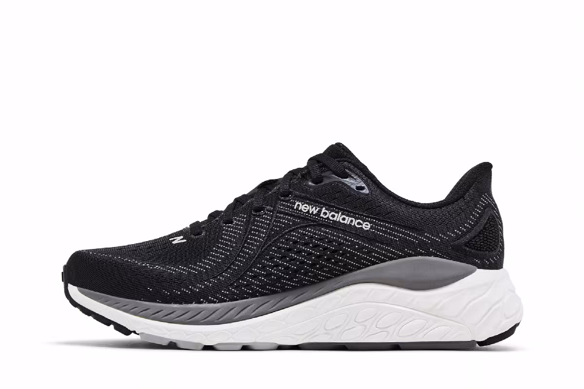 New Balance Women's Fresh Foam X 860v13 2E Wide Black White, view 4