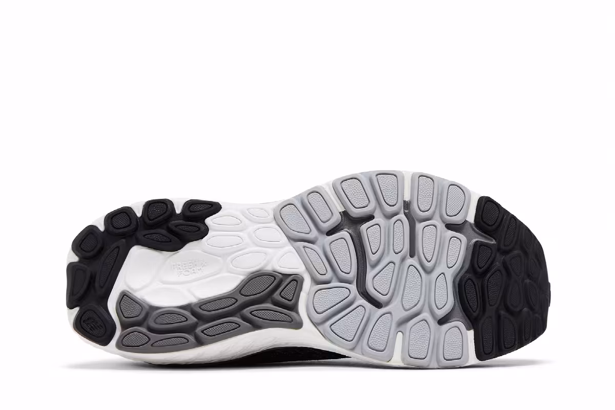 New Balance Women's Fresh Foam X 860v13 2E Wide Black White, view 5