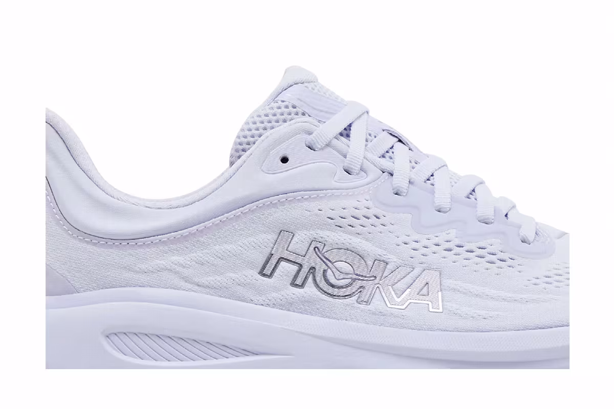 HOKA Women's Bondi 9 Starlight Glow, view 3