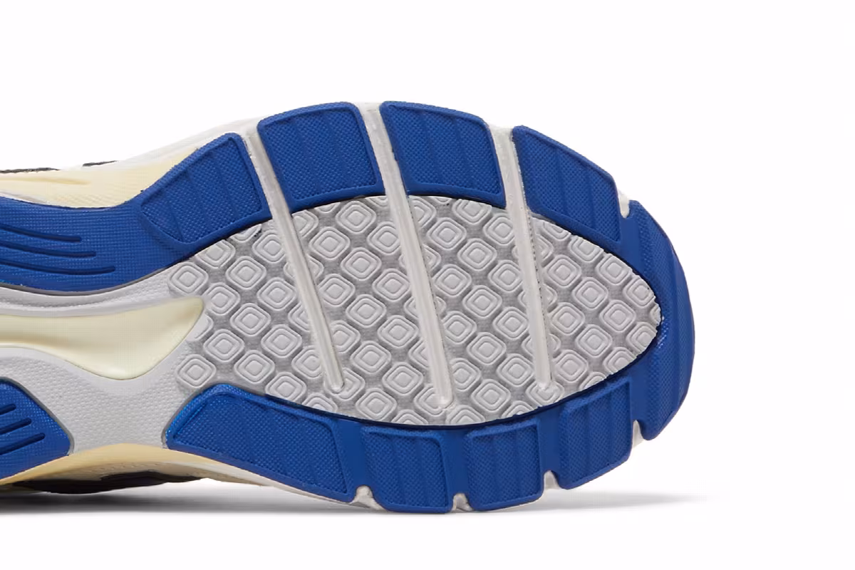 Teddy Santis x New Balance 990v3 Big Kid White Blue, view 6