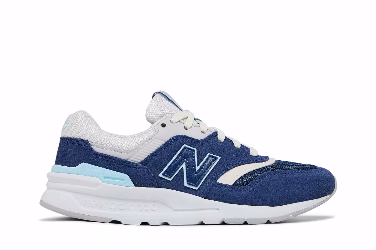New Balance Women's 997H Moon Shadow Bleach Blue, view 2