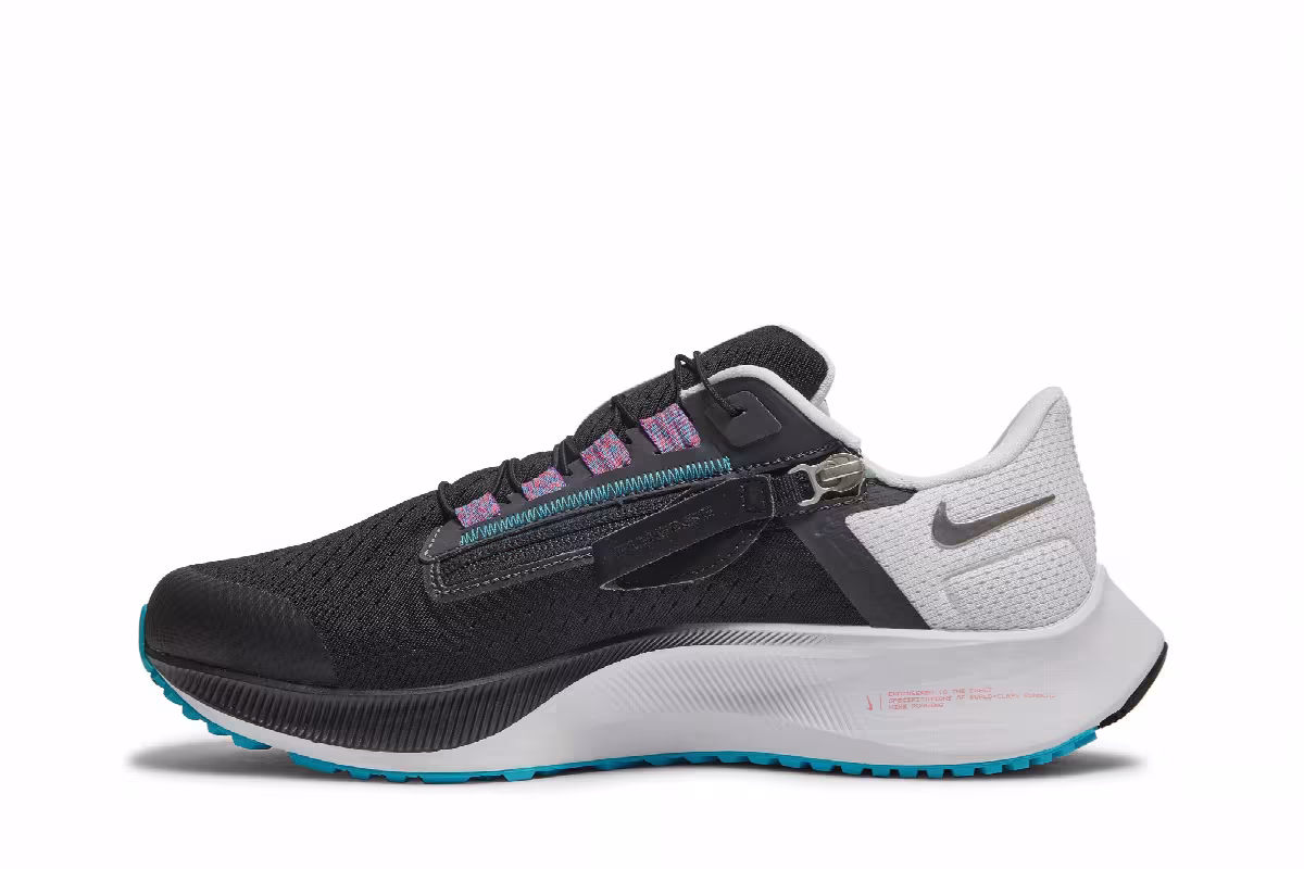 Nike Air Zoom Pegasus 38 FlyEase Extra Wide Black Metallic Silver, view 4