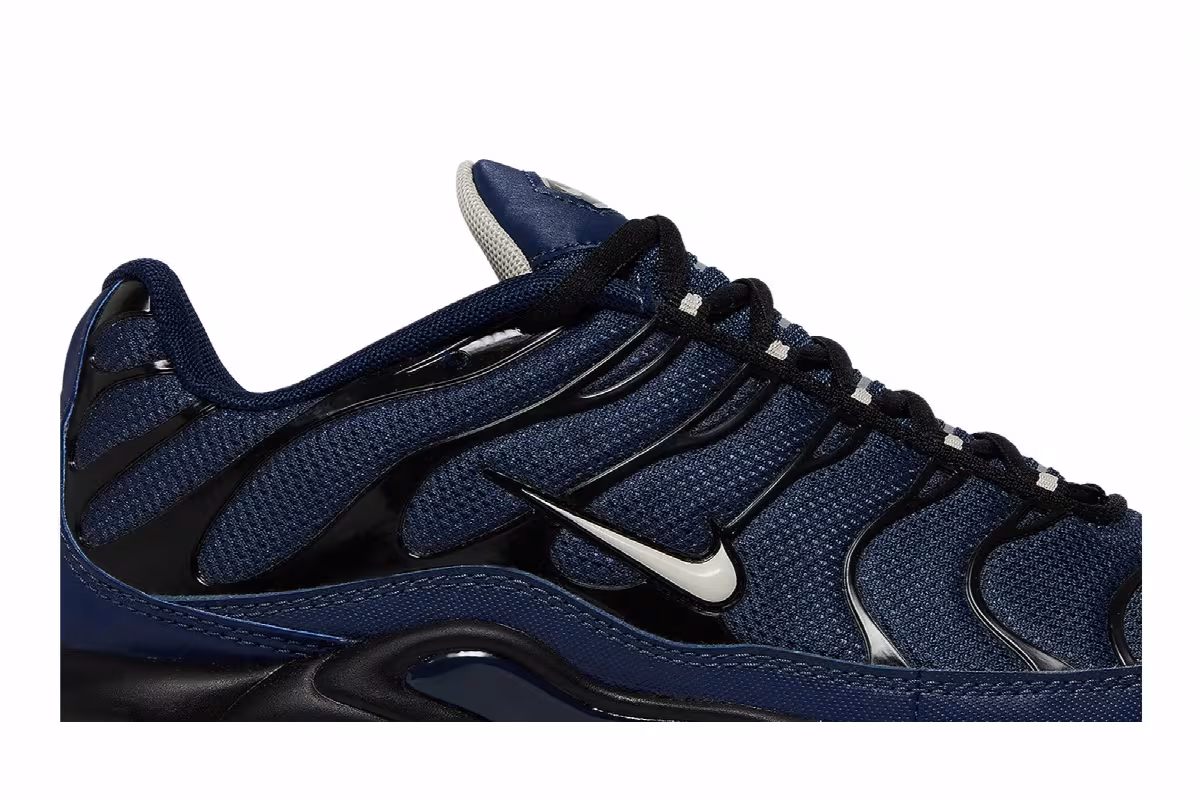 Nike Air Max Plus Midnight Navy, view 3