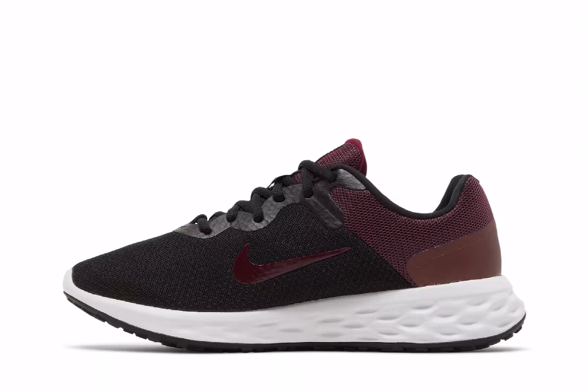 Nike Women's Revolution 6 Next Nature Black Dark Beetroot, view 4