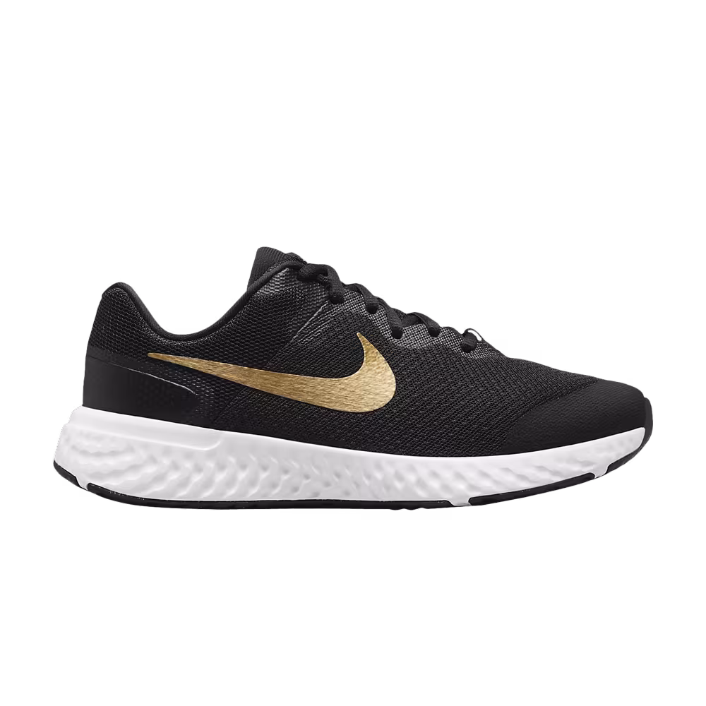 Nike Revolution 6 4E Wide GS Black Metallic Gold