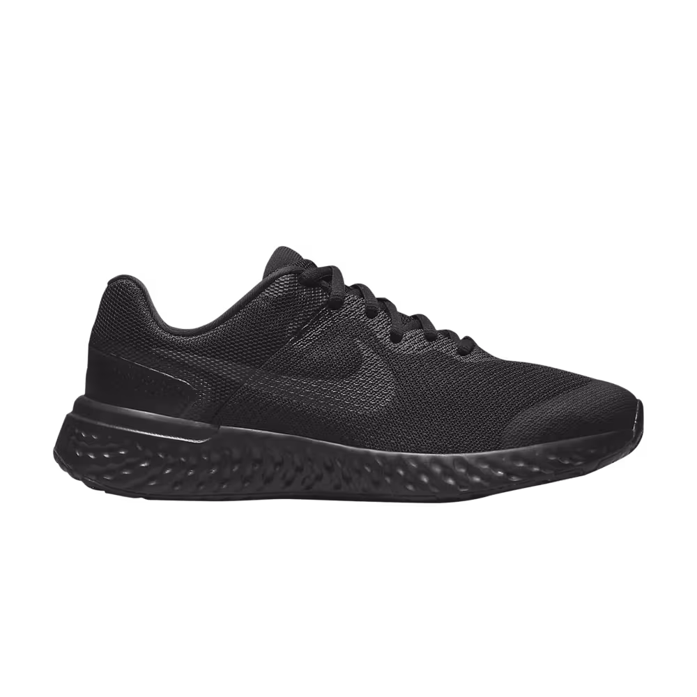 Nike Revolution 6 4E Wide GS Black Dark Smoke Grey