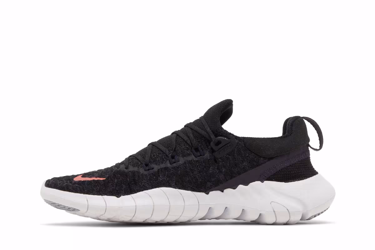 Nike Women's Free Run 5.0 Black Magic Ember, view 4