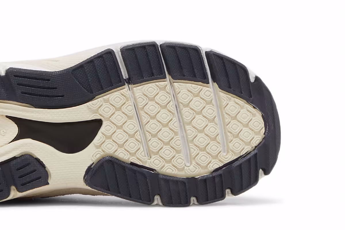 Kith x New Balance 990v4 Toddler Daytona, view 6