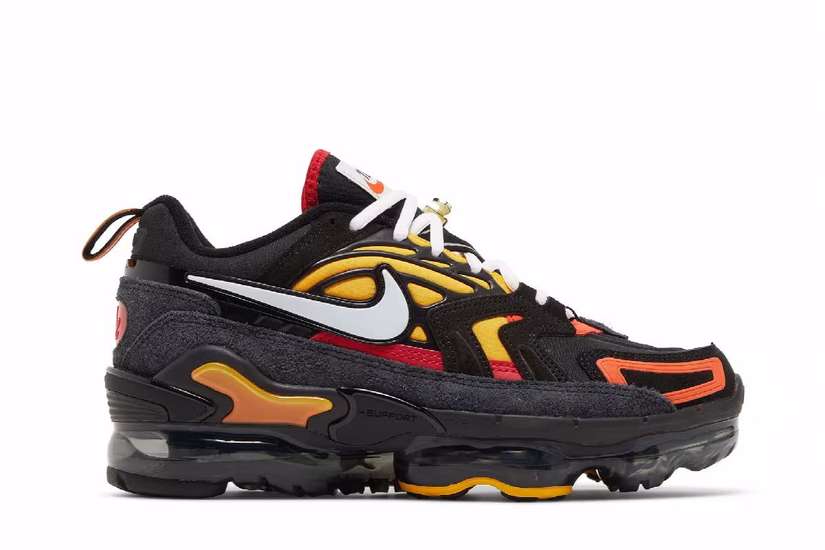 Nike Air VaporMax Evo SE First Use - Black Orange, view 2