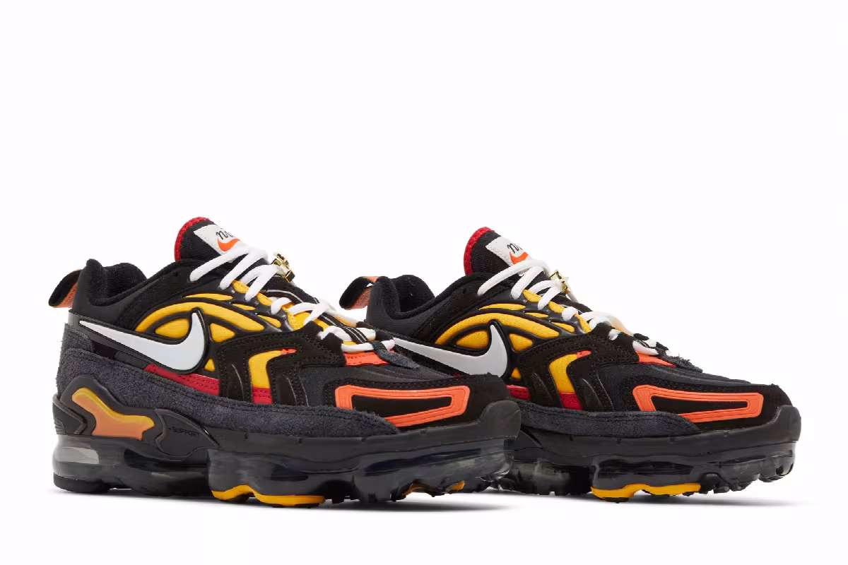 Nike Air VaporMax Evo SE First Use - Black Orange, view 9