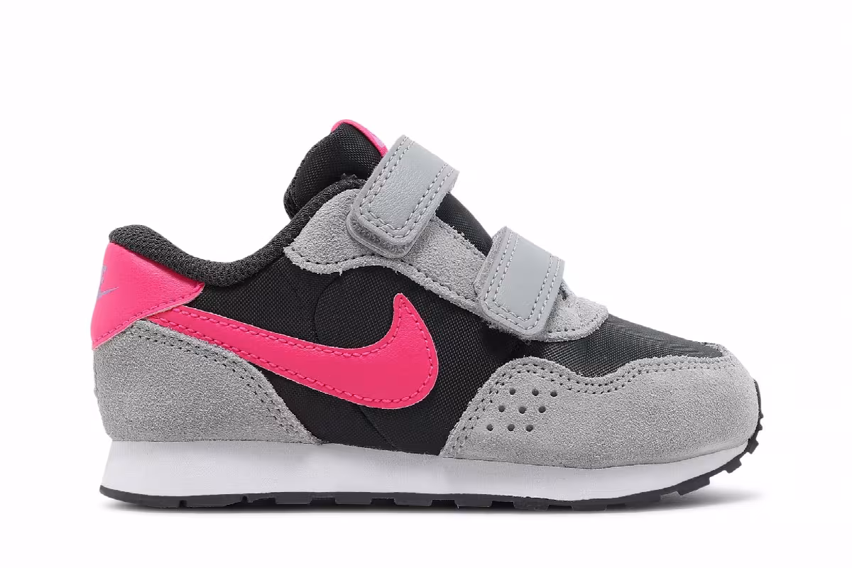 Nike MD Valiant TD Dark Smoke Grey Fuchsia Glow, view 2