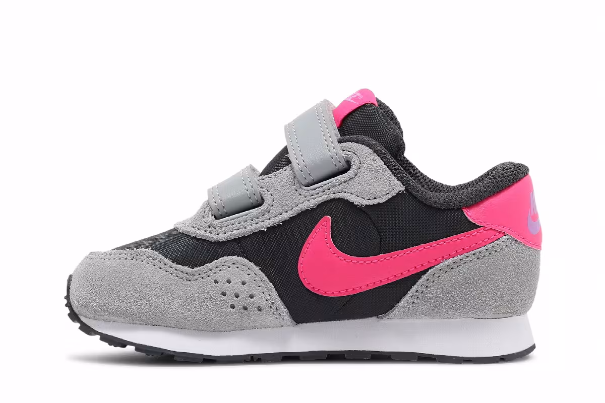 Nike MD Valiant TD Dark Smoke Grey Fuchsia Glow, view 4