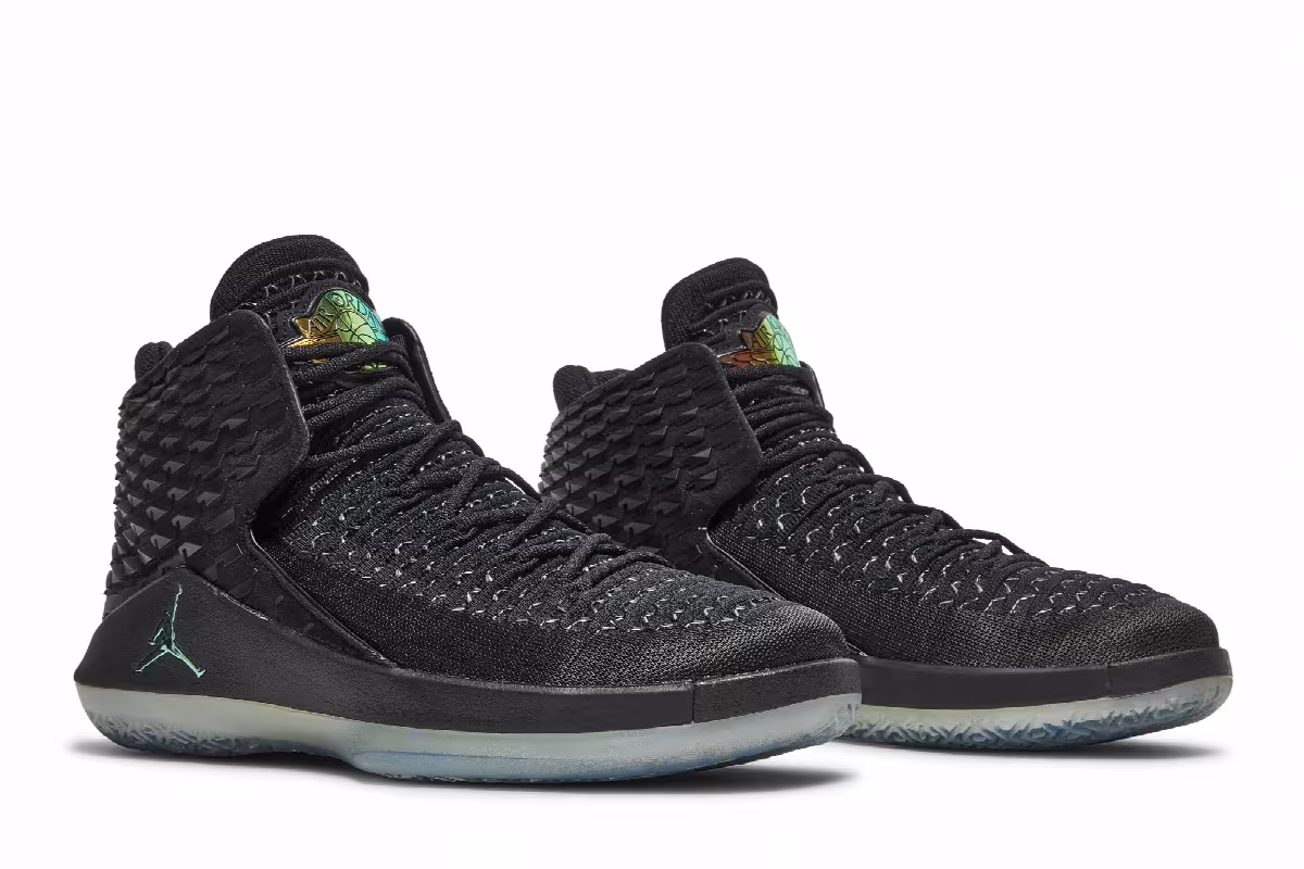 Air Jordan 32 Black Cat, view 9
