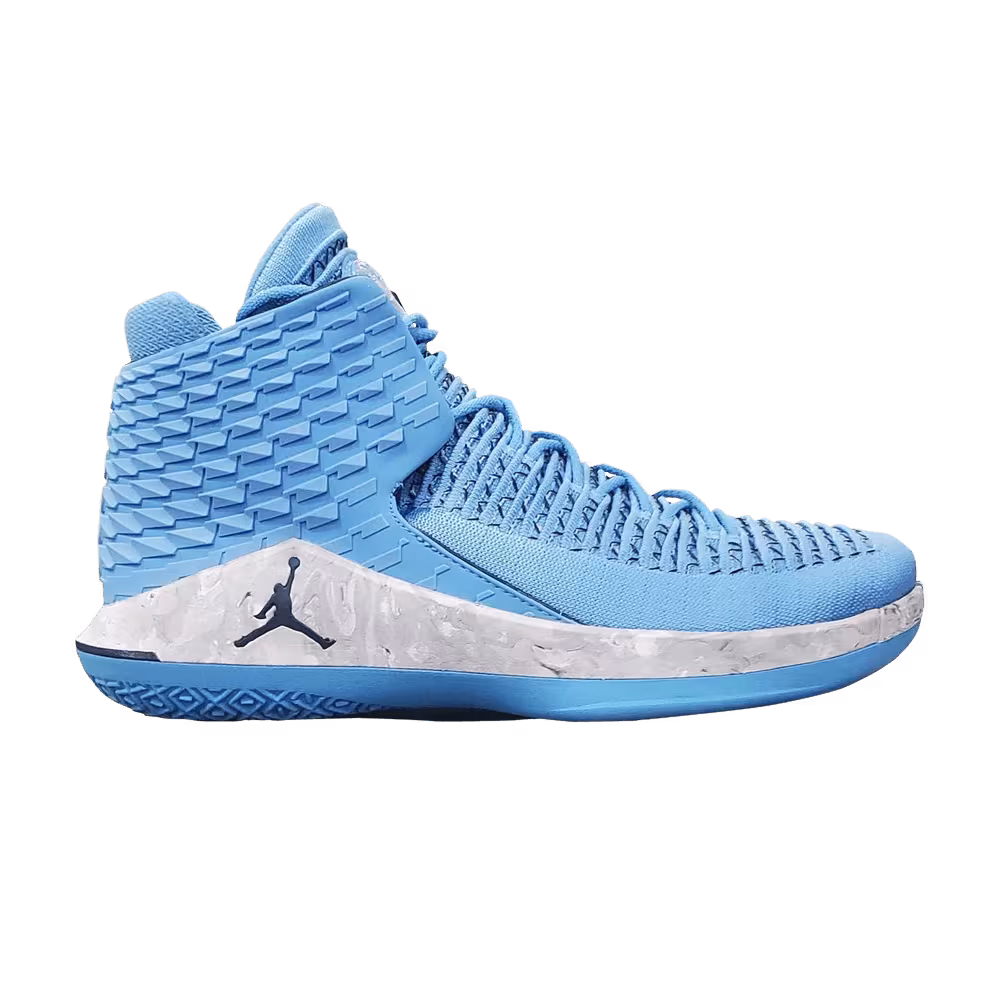 Air Jordan 32 UNC - Solid Outsole