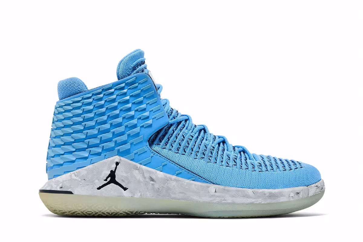 Air Jordan 32 ‘UNC - Clear Outsole’ UNC - Clear Outsole, view 2