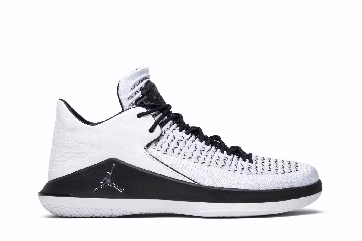 Air Jordan 32 Low Wing It, view 2