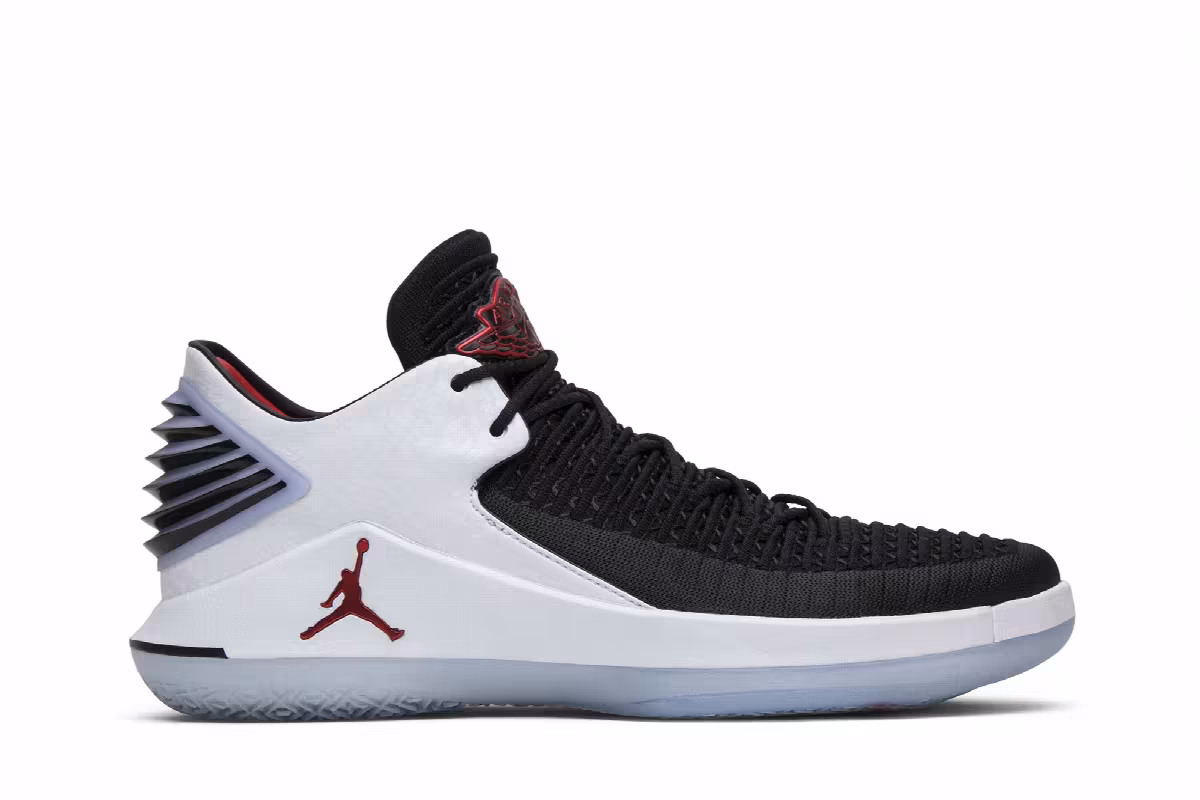 Air Jordan 32 Low Free Throw Line, view 2