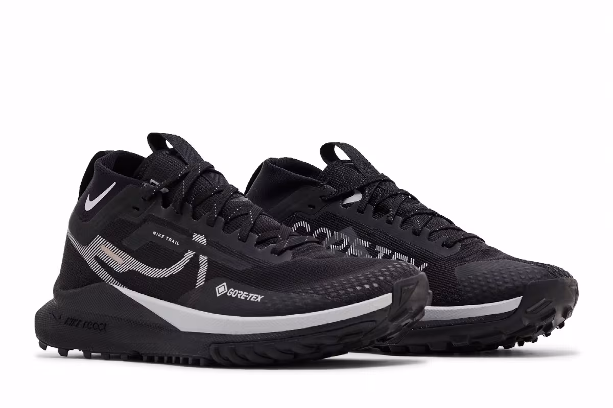 Nike Women's React Pegasus Trail 4 GORE-TEX Black Reflect Silver, view 9