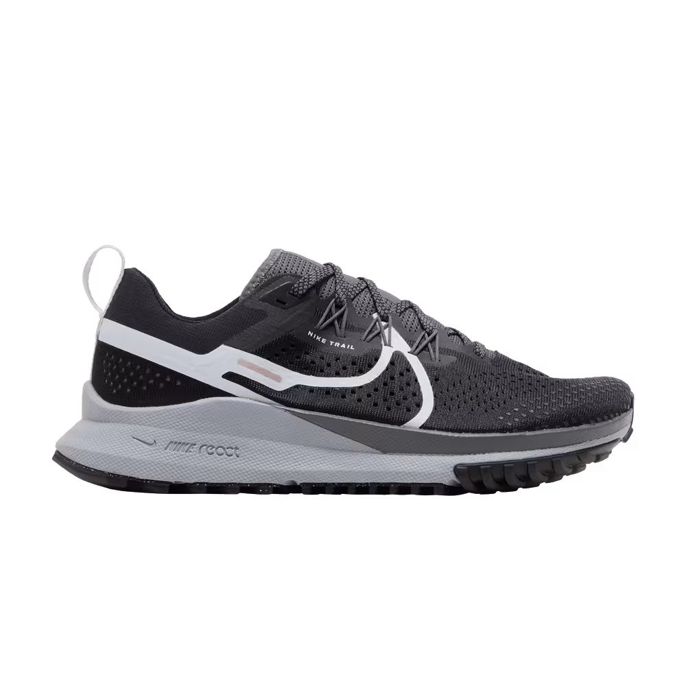 Nike Women's React Pegasus Trail 4 Black Dark Grey