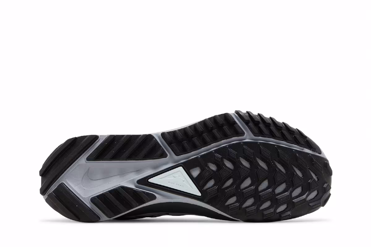 Nike Women's React Pegasus Trail 4 Black Dark Grey, view 5