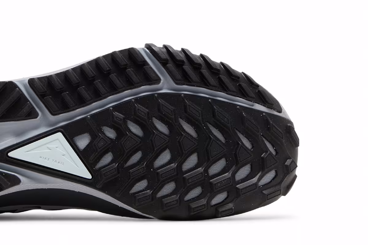 Nike Women's React Pegasus Trail 4 Black Dark Grey, view 6