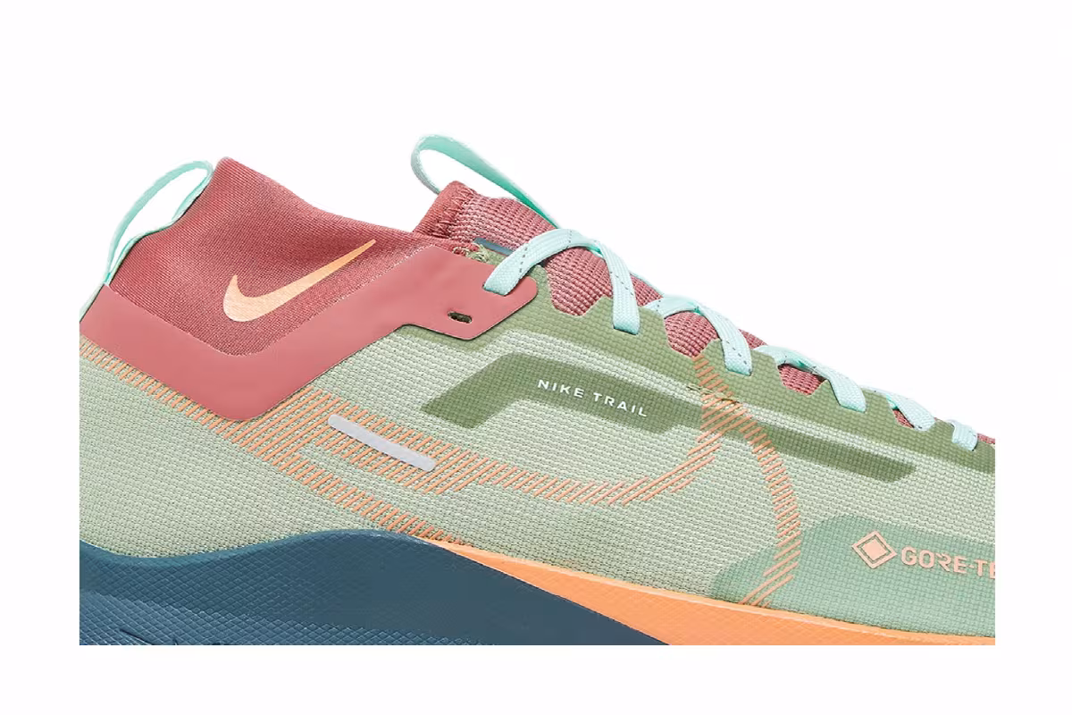Nike React Pegasus Trail 4 GORE-TEX Alligator Orange Trance, view 3